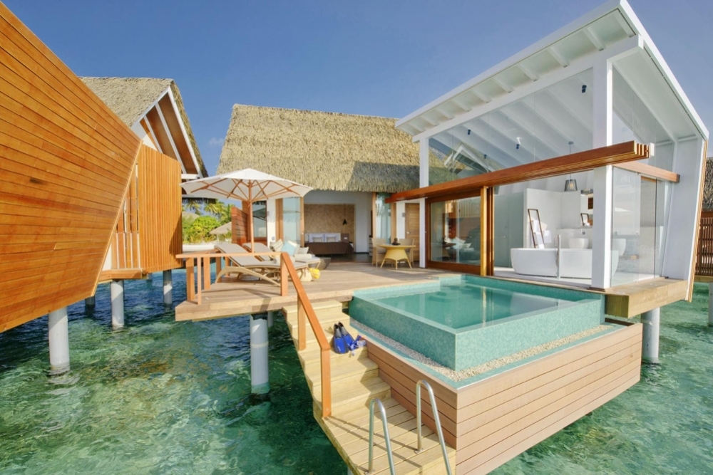 Ocean pool Villa