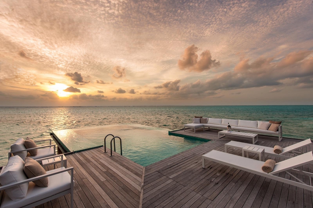 SUNSET WATER VILLA