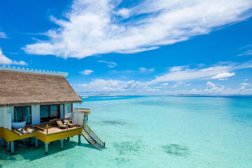 OVERWATER VILLA 